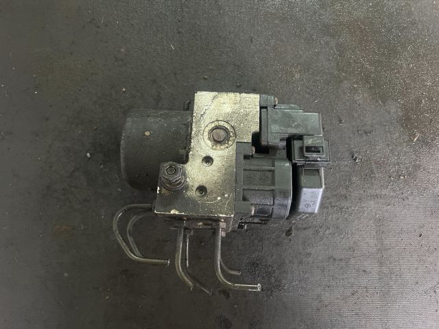 bontott MITSUBISHI CARISMA ABS Kocka