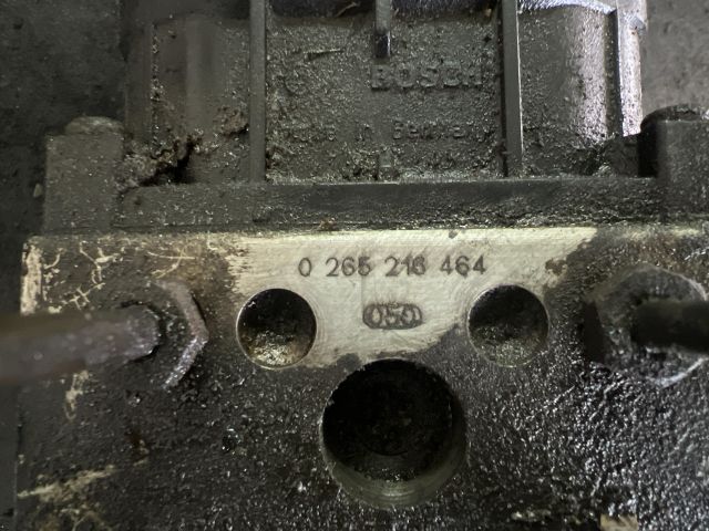 bontott MITSUBISHI CARISMA ABS Kocka