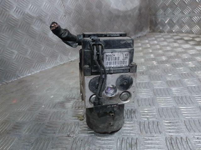 bontott MITSUBISHI CARISMA ABS Kocka