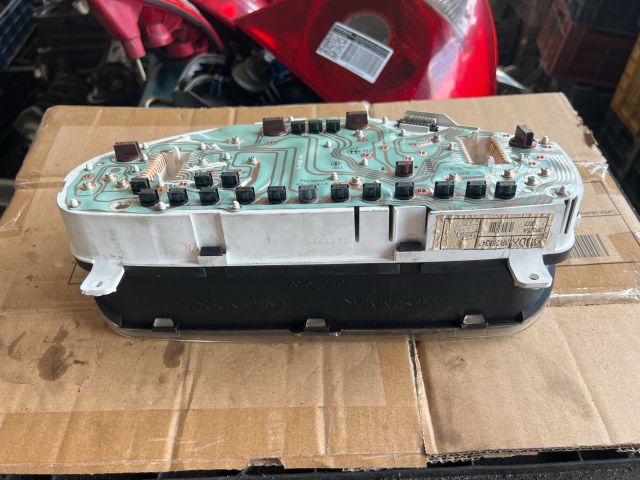 bontott MITSUBISHI CARISMA Kilométeróra