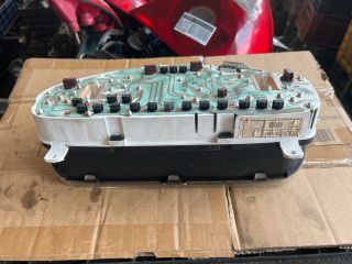 bontott MITSUBISHI CARISMA Kilométeróra