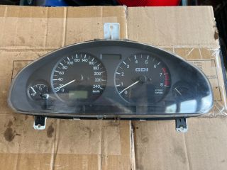 bontott MITSUBISHI CARISMA Kilométeróra