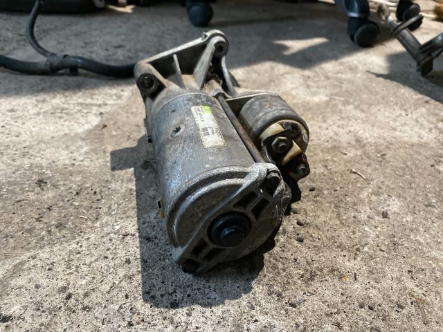 bontott MITSUBISHI CARISMA Önindító