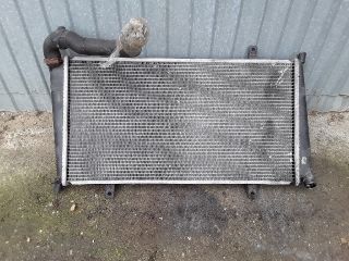 bontott MITSUBISHI CARISMA Vízhűtő Radiátor (Nem klímás)