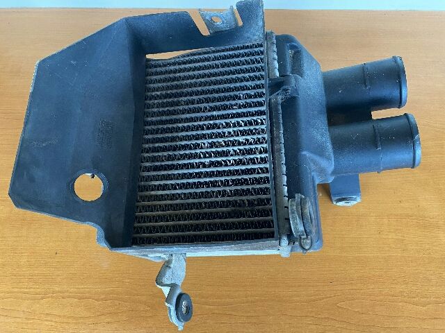 bontott MITSUBISHI CARISMA Intercooler