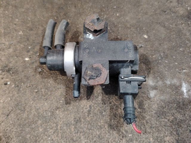 bontott MITSUBISHI CARISMA Turbó Vákum Szelep