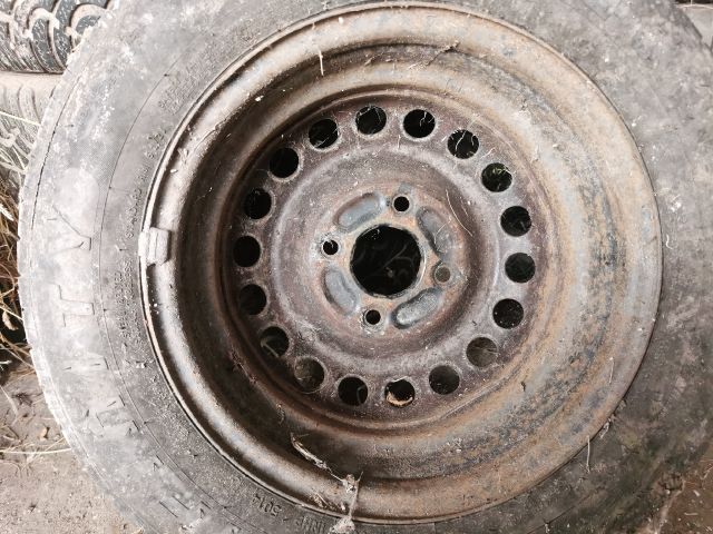 bontott MITSUBISHI CARISMA Acélfelni (1 db)