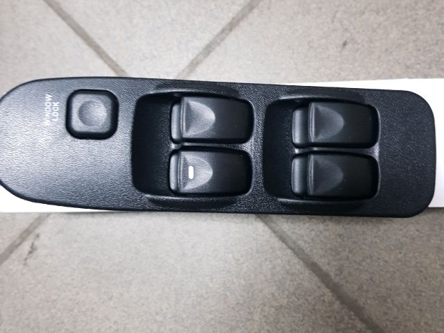 bontott MITSUBISHI CARISMA Bal első Ablakemelő Kapcsoló