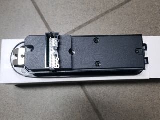 bontott MITSUBISHI CARISMA Bal első Ablakemelő Kapcsoló