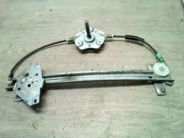 bontott MITSUBISHI CARISMA Bal első Ablakemelő Szerkezet (Mechanikus)