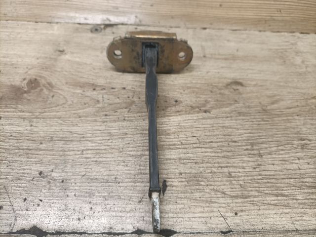 bontott MITSUBISHI CARISMA Bal első Ajtóhatároló