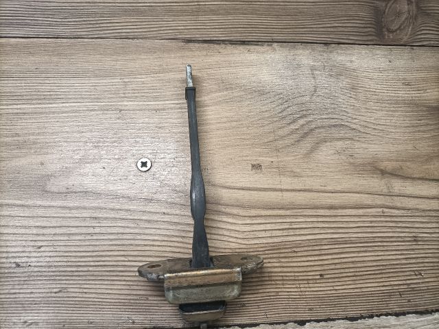 bontott MITSUBISHI CARISMA Bal első Ajtóhatároló