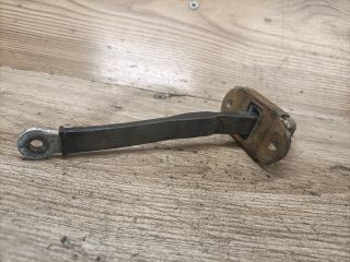 bontott MITSUBISHI CARISMA Bal első Ajtóhatároló