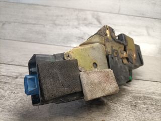 bontott MITSUBISHI CARISMA Bal első Ajtózár