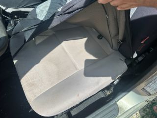 bontott MITSUBISHI CARISMA Bal első Ülés