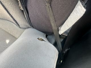 bontott MITSUBISHI CARISMA Bal első Ülés