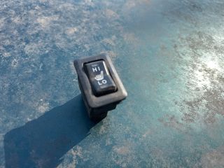 bontott MITSUBISHI CARISMA Bal első Ülésfűtés Kapcsoló