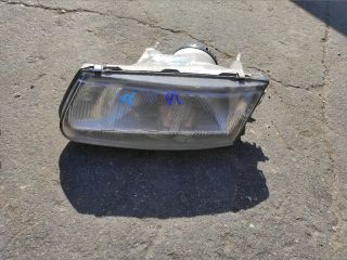 bontott MITSUBISHI CARISMA Bal Fényszóró