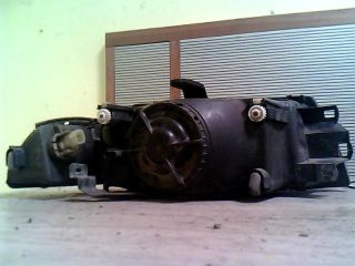 bontott MITSUBISHI CARISMA Bal Fényszóró