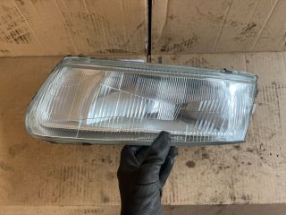 bontott MITSUBISHI CARISMA Bal Fényszóró