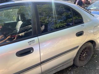 bontott MITSUBISHI CARISMA Bal hátsó Ajtó (Üres lemez)