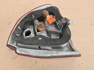 bontott MITSUBISHI CARISMA Bal Hátsó Lámpa