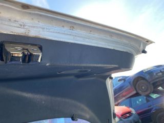 bontott MITSUBISHI CARISMA Csomagtérajtó (Üres lemez)