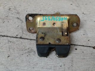 bontott MITSUBISHI CARISMA Csomagtérajtó Zárszerkezet