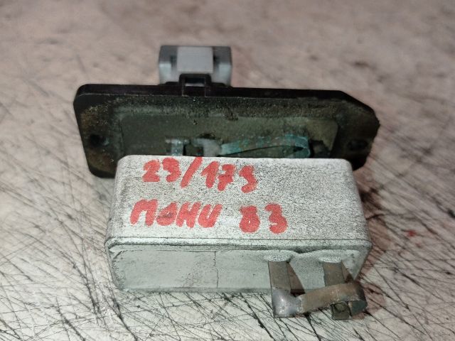 bontott MITSUBISHI CARISMA Előtét Ellenállás Fűtőmotor