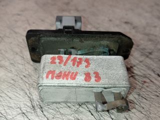 bontott MITSUBISHI CARISMA Előtét Ellenállás Fűtőmotor