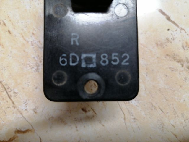 bontott MITSUBISHI CARISMA Előtét Ellenállás Fűtőmotor