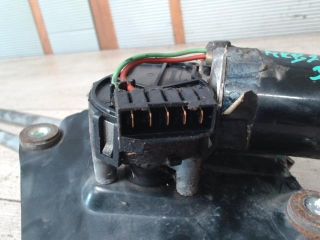 bontott MITSUBISHI CARISMA Első Ablaktörlő Szerkezet Motorral