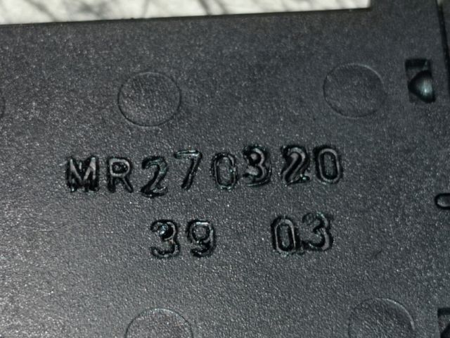 bontott MITSUBISHI CARISMA Első Ködfényszóró Kapcsoló