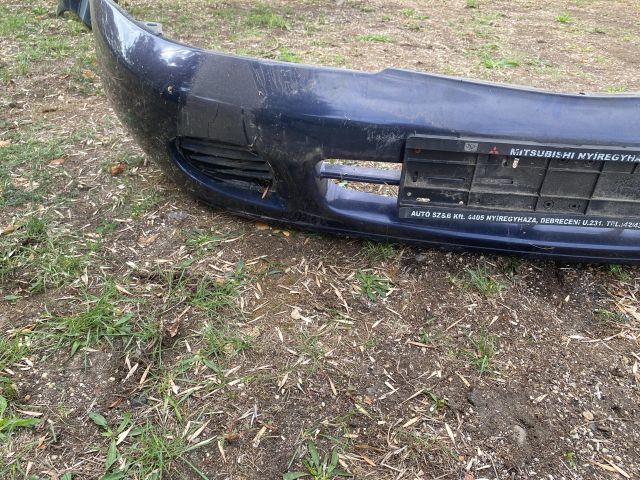 bontott MITSUBISHI CARISMA Első Lökhárító (Részeivel)