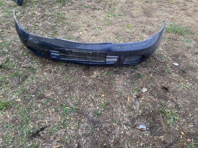 bontott MITSUBISHI CARISMA Első Lökhárító (Részeivel)