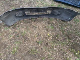 bontott MITSUBISHI CARISMA Első Lökhárító (Részeivel)