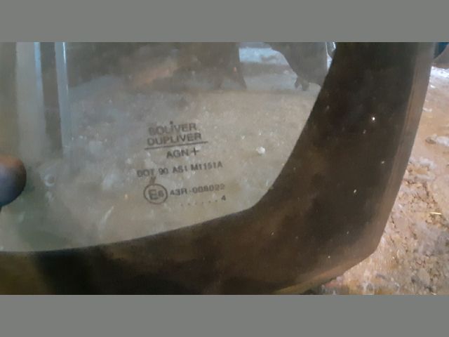 bontott MITSUBISHI CARISMA Első Szélvédő