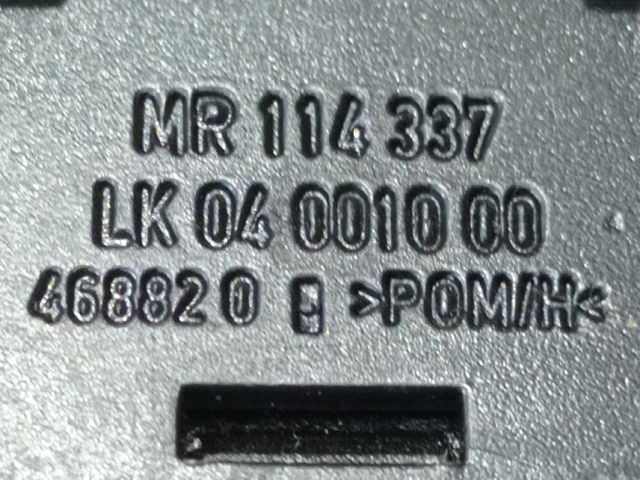 bontott MITSUBISHI CARISMA Fényszórómagasság Állító Kapcsoló