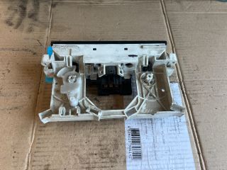 bontott MITSUBISHI CARISMA Fűtéskapcsoló