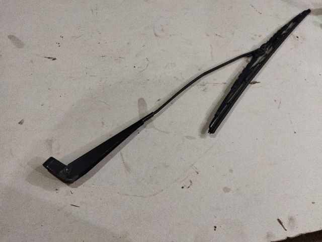 bontott MITSUBISHI CARISMA Hátsó Ablaktörlő Kar