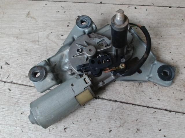 bontott MITSUBISHI CARISMA Hátsó Ablaktörlő Motor