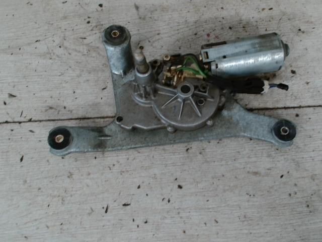 bontott MITSUBISHI CARISMA Hátsó Ablaktörlő Motor