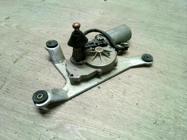 bontott MITSUBISHI CARISMA Hátsó Ablaktörlő Motor