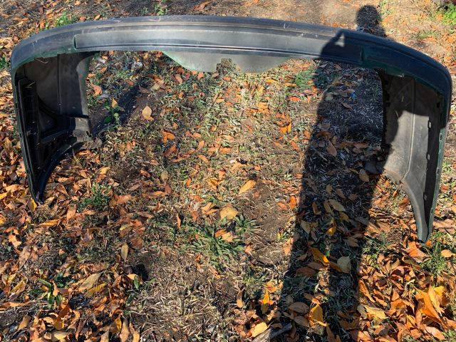 bontott MITSUBISHI CARISMA Hátsó Lökhárító (Üresen)