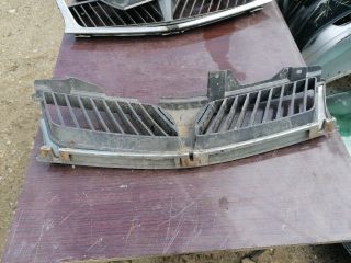 bontott MITSUBISHI CARISMA Hűtőrács