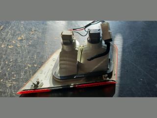 bontott MITSUBISHI CARISMA Jobb Belső Hátsó Lámpa