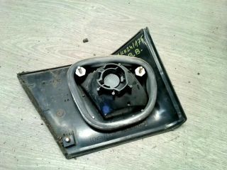 bontott MITSUBISHI CARISMA Jobb Belső Hátsó Lámpa