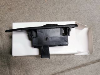 bontott MITSUBISHI CARISMA Jobb első Ablakemelő Kapcsoló