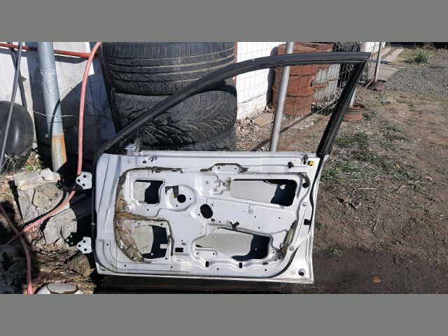 bontott MITSUBISHI CARISMA Jobb első Ajtó (Üres lemez)