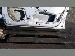 bontott MITSUBISHI CARISMA Jobb első Ajtó (Üres lemez)